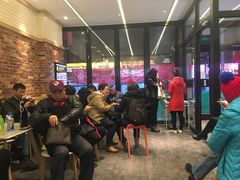 等位区-蛙蛙叫干锅年代(簋街总店)
