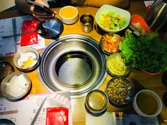 -老炉家木炭烤肉(长江国际店)