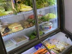 自助取餐区-胖子水煮(铁路三村无任何分店)