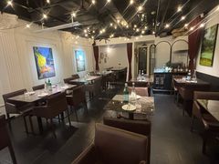 -LESCEDARS Brasserie Bistro香柏树