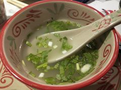 -尚尚仙·酸汤猪手·猪肚鸡火锅(华联万柳购物中心店)