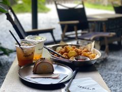 -J Create城市露营咖啡·简餐·宠物(上海动物园店)