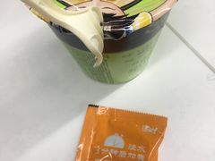 -全家便利店(宜山路站店)
