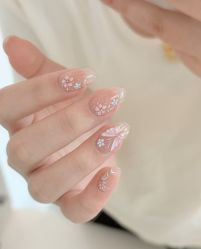 -H12 STAR日式美甲美睫专门店