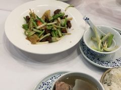 -围龙屋客家食府(福田店)