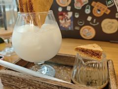 -Mark&Mars Restaurant