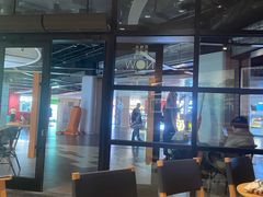 -星巴克(上海虹桥新天地二店)