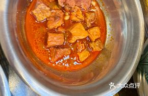 Braised Beef (With Lid)