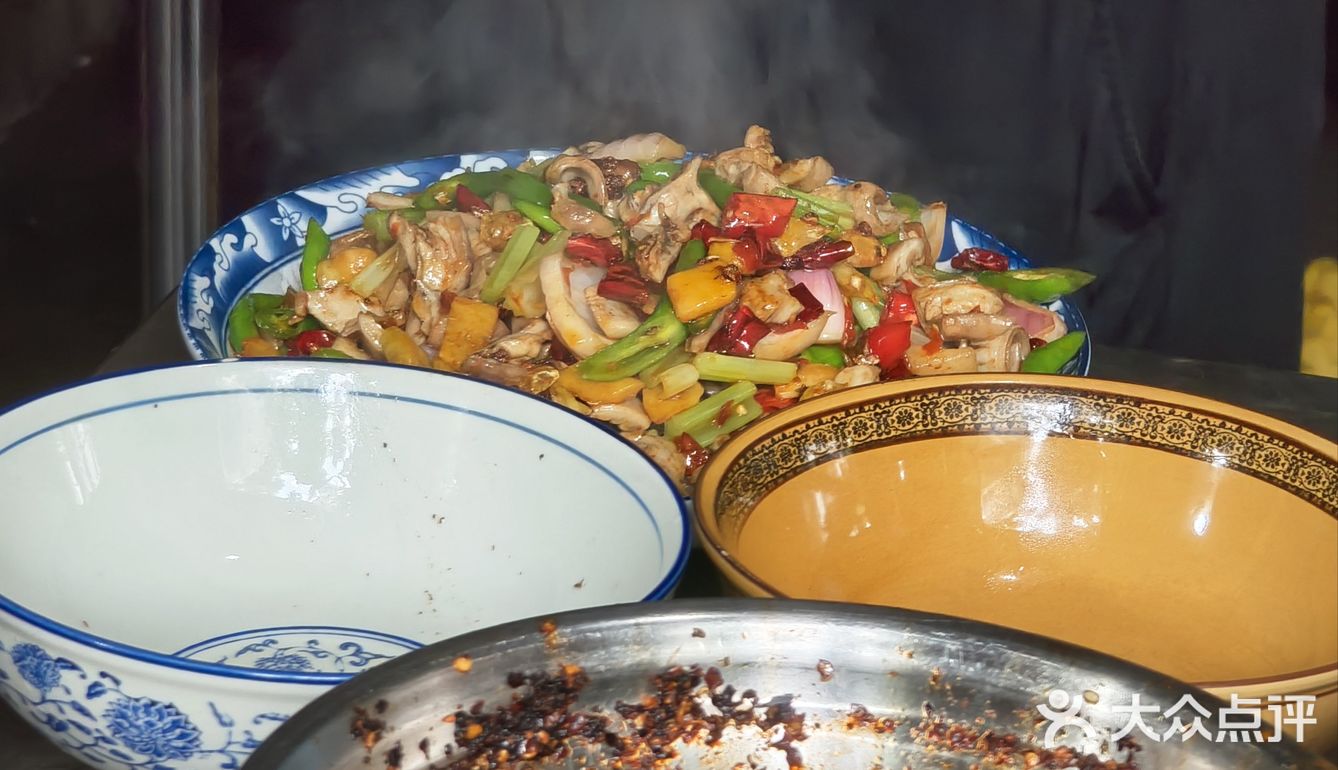 地道小碗辣炒面尝鲜