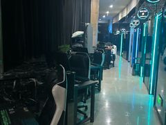 -绿树电竞(五路店)