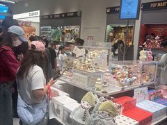 -泡泡玛特POPMART (北京超极合生汇店)