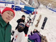 -乔波室内滑雪场