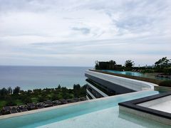 无边泳池-瑰丽酒店·海吧·天际下午茶·现场DJ·天台酒吧