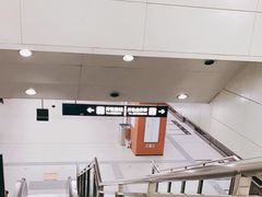 -白石桥南(地铁站)