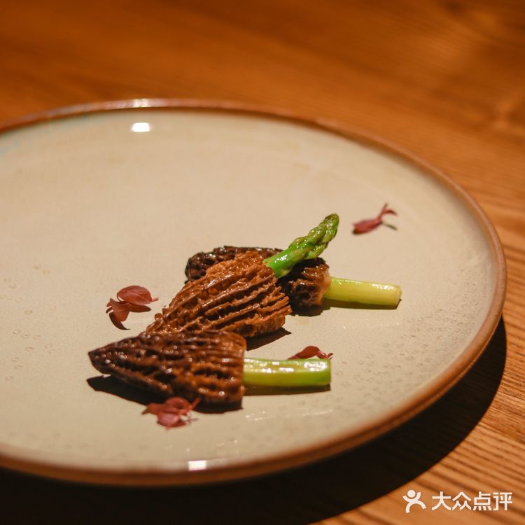 成都探店 | [糖果]法式装修风格黑珍珠川菜，约会首选地~