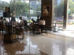 大堂-星巴克(广州东圃天银店)
