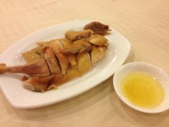 盐焗鸡半只-围龙屋客家食府(福田店)