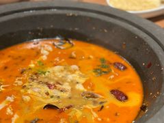 -一鸣蒸汽石锅鱼 Yiming Steamed Stonepot Fish