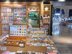 -猫的天空之城概念书店(苏州诚品店)