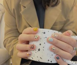 -LILY NAILS美甲美睫
