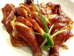 -阿三鱼头泡饼·家常菜