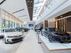 -上海宝信宝马4S店