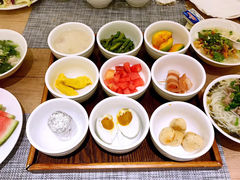 -乐领拈花溪·林涧食韵