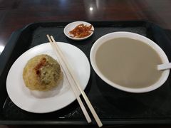 -聚德华天护国寺小吃(甜水园店)