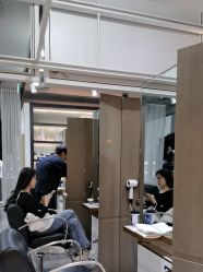 -苑苑发型设计