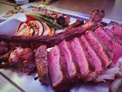 战斧牛排-恰餐厅及酒吧 CHAR Bar & Grill (北京丽都皇冠假日店)