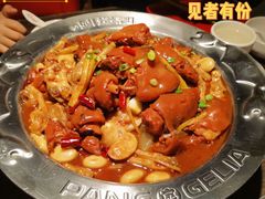 -胖哥俩肉蟹煲(石家庄长安万达店)