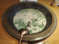 -咕嘟草帽鱼·牛奶一样的鲜鱼汤(天鹅湖万达广场店)