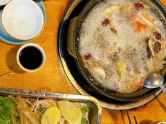 -金鼎雪山牦牛杂火锅(理县总店)