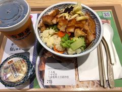 -吉野家(上地三街店)