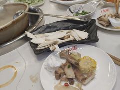 -土连锅·现熬养生汤锅(梁家巷店)