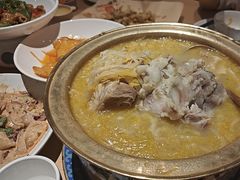 -关东小磨东北菜(上海长风大悦城店)