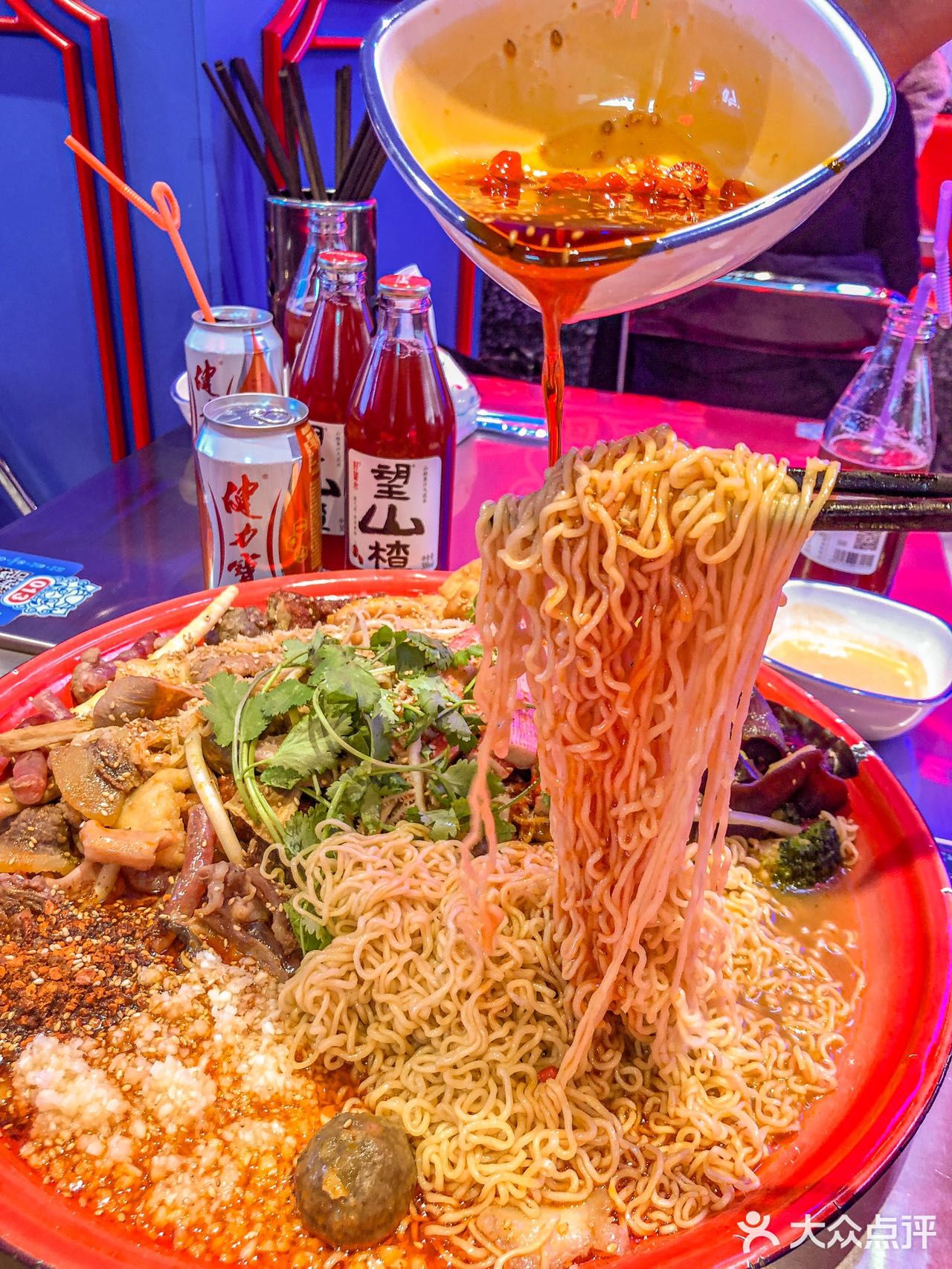 要说南京哪家麻辣烫好吃⁉️当数李炮麻辣烫👍🏻