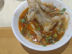 -味之溢美蛙仔姜兔·肥肠鱼•耗儿鱼(文星店)
