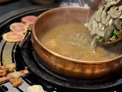 -阿山卓·野生菌火锅·纳西火塘烤肉