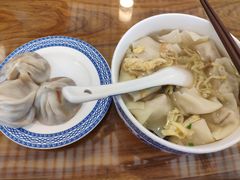 -笑来喜馄饨小笼工坊店(湖滨街店)