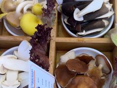 -阿婆情腊排骨火锅(金虹路店)