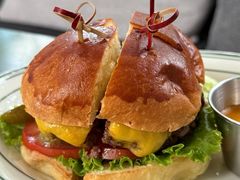 -锅炉咖啡·西餐·音乐酒厂