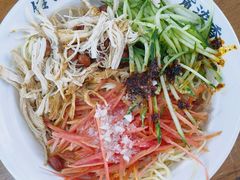 -牛一嘴·兰州牛肉面·大盘鸡(财富中心店)