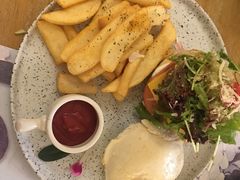 -麦甜创意轻食餐厅(西康路店)