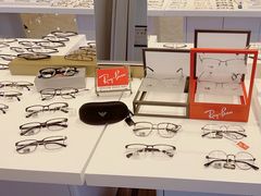 -罗伯特眼镜·蔡司官方授权(前海桂湾店)