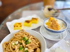 -周大娘牛乳(旧寨古村总店)