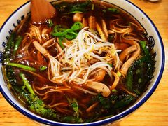 -镇南锅盖面馆(解放路店)