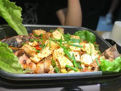 上面满满的豆腐-彼酷哩活鱼现烤(中原万达店)