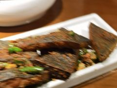 -忆江南·金鹏船宴