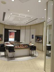 -周生生Chow Sang Sang(新世界店)